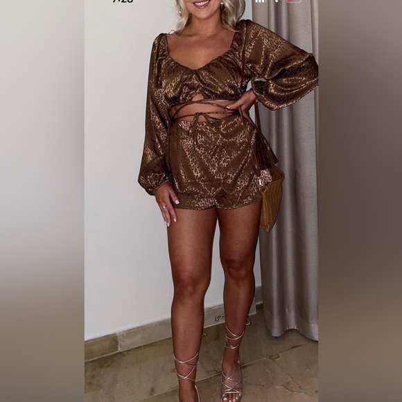 Le Lis Leopard Satin Bronze Romper - Picture 2 of 6